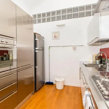 Pozzo Strada Bright - With Balconies Apartment *